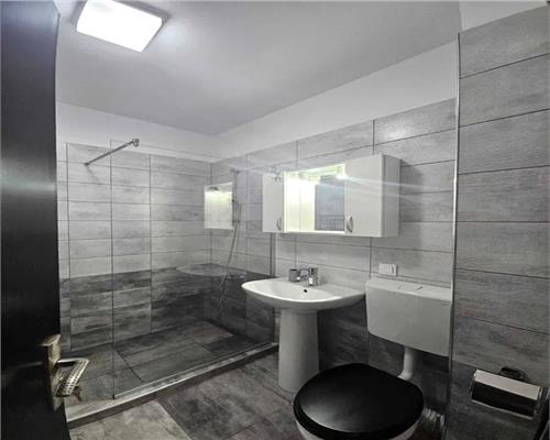 Apartament 2 camere cu balcon si parcare in City Residence