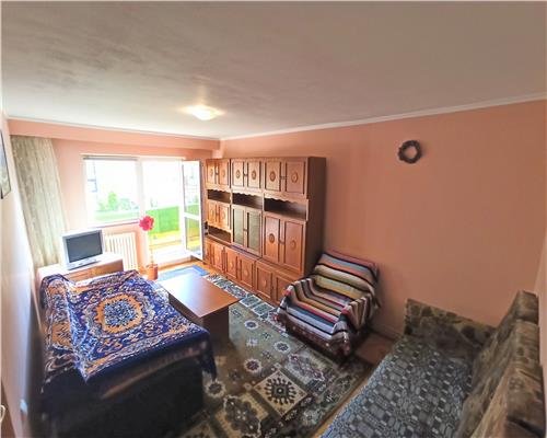 apartament 4 camere Mihai Viteazu etaj 3