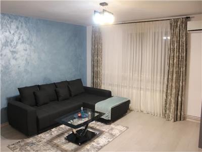 Apartament modern 2 camere balcon si parcare zona Centrala