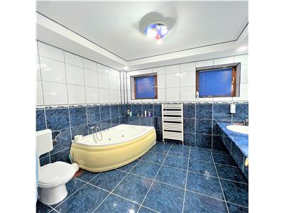 Casa utilata 9 camere 5 bai filigorie garaj in zona Calea Poplacii
