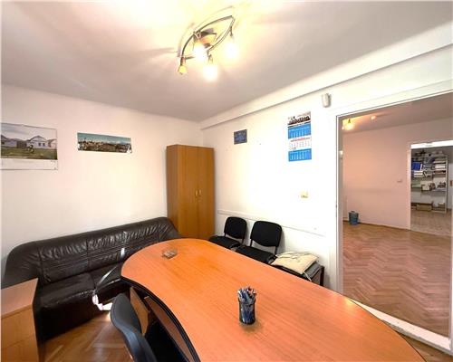 Spatiu de birouri cu 4 camerec 2 bai in zona centrala din Sibiu