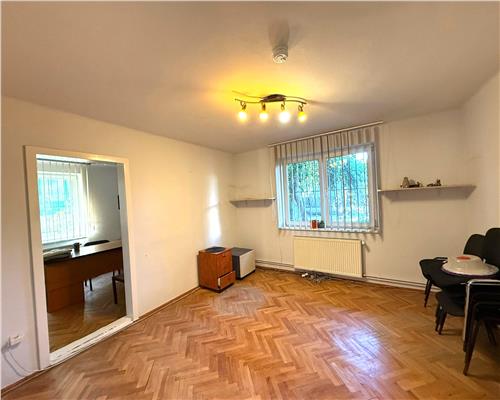 Spatiu de birouri cu 4 camerec 2 bai in zona centrala din Sibiu