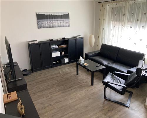 Casa moderna cu 3 camere 2 bai balcon si curte privata in Turnisor