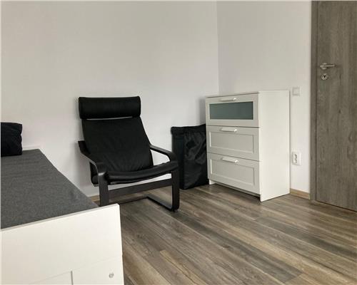 Casa moderna cu 3 camere 2 bai balcon si curte privata in Turnisor