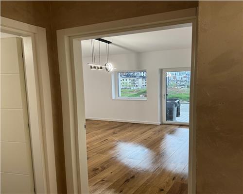 Apartament la cheie cu 2 camere logie 7 mp si parcare privata pe Dna Stanca