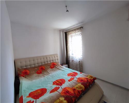 Apartament etaj 1 cu 2 camere balcon 7 mpu inchis si parcare pe Dna Stanca