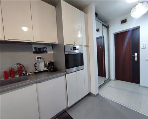 Apartament etaj 1 cu 2 camere balcon 7 mpu inchis si parcare pe Dna Stanca