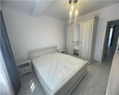 Apartament de lux cu 4 camere 2 bai si gradina in Selimbar