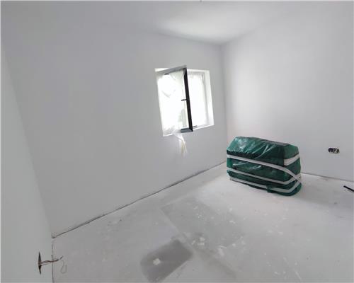 Casa intabulata cu 4 camere 2 bai si curte pe Calea Cisnadiei