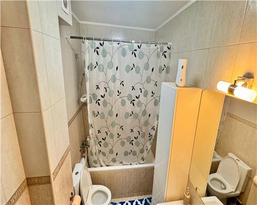 Apartament complet utilat 3 camere boxa si loc de parcare in Arhitectilor