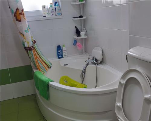 Casa individuala 5 camere terasa acoperita 3 bai si 458 mp teren in Cristian