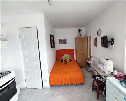 Casa individuala 5 camere terasa acoperita 3 bai si 458 mp teren in Cristian