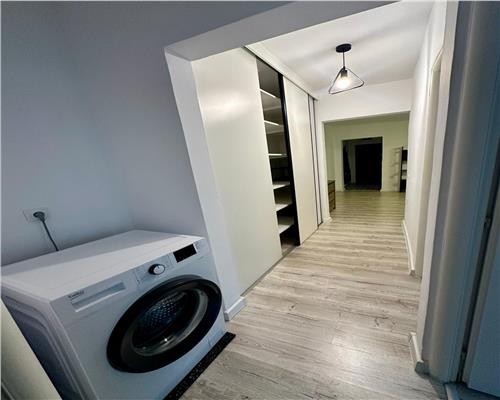 Apartament modern cu 3 camere si balcon pe Mihai Viteazu