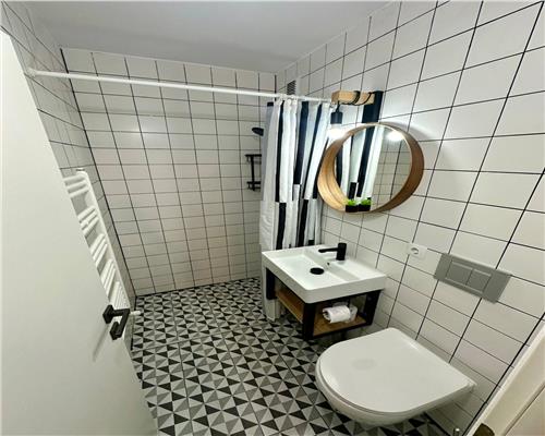 Apartament modern cu 3 camere si balcon pe Mihai Viteazu