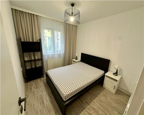 Apartament modern cu 3 camere si balcon pe Mihai Viteazu