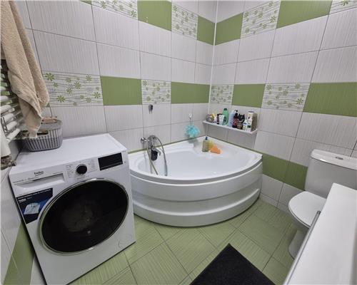 Apartament modern cu 2 camere balcon 5.5 mpu si parcare in Arhitectilor