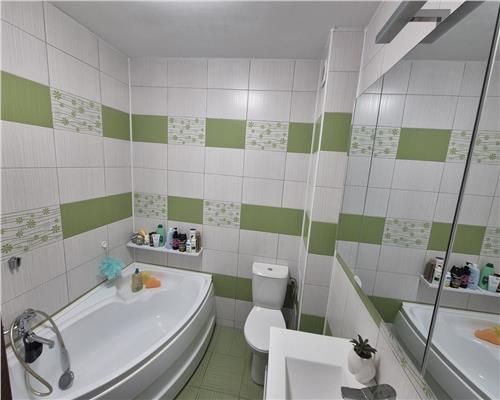 Apartament modern cu 2 camere balcon 5.5 mpu si parcare in Arhitectilor