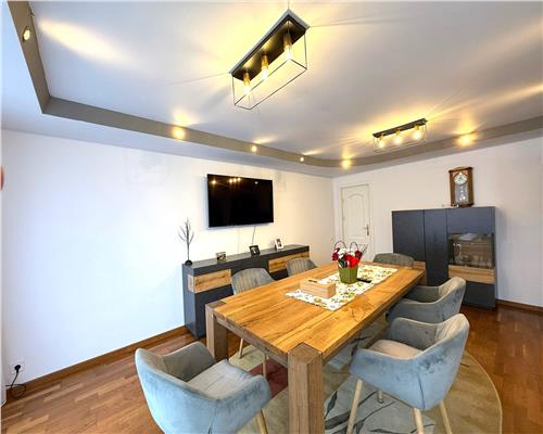Casa moderna 220 mpu 6 camere 3 bai 2 terase pivnita pe Milea