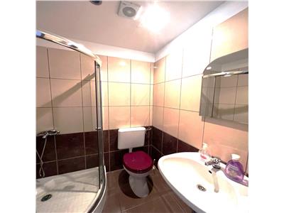 Spatiu de birouri 3 camere de inchiriat in zona centrala