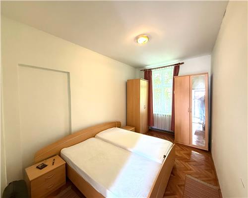 Apartament in exclusivitate 2 camere cu terasa in zona Piata Mare