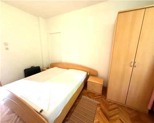 Apartament in exclusivitate 2 camere cu terasa in zona Piata Mare