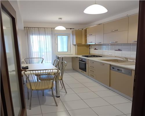 Apartamnet 3 camere decomandat etaj 1 langa Mandra