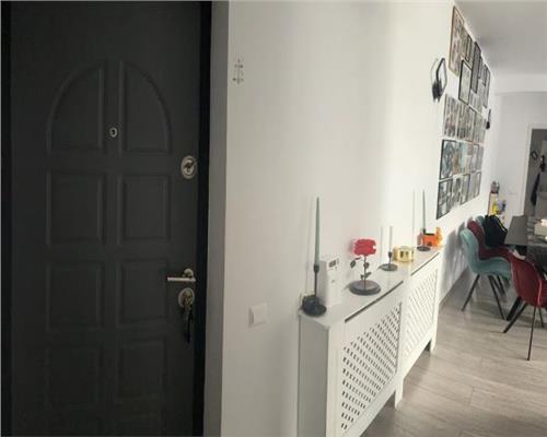 Apartament modern 3 camere 2 bai parcare si pod masardabil in Selimbar