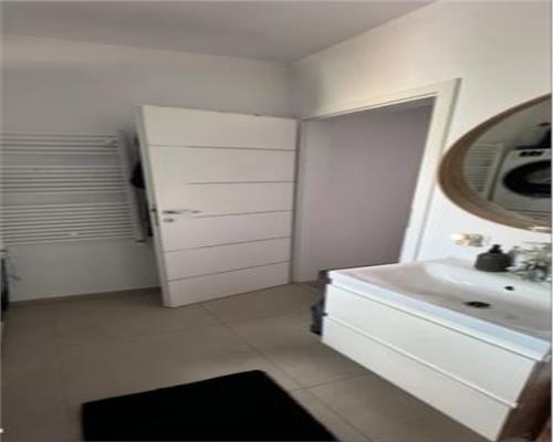 Apartament modern 3 camere 2 bai parcare si pod masardabil in Selimbar