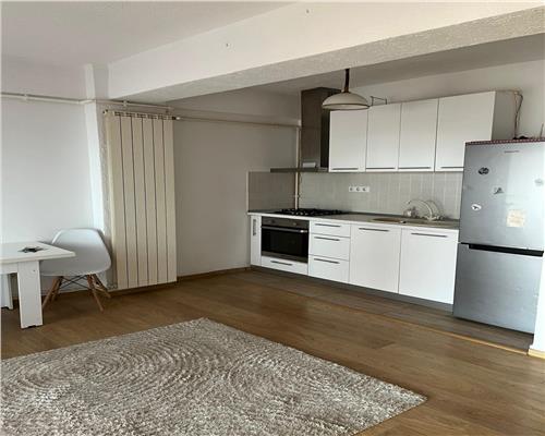 Apartament 2 camere cu balcon si parcare zona Doamna Stanca