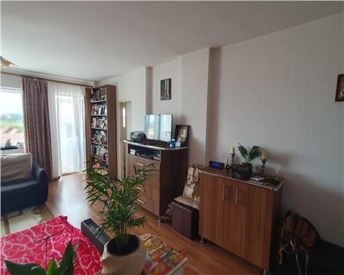 Garsoniera spatioasa 37 mpu  etaj 1 cu balcon  Strand