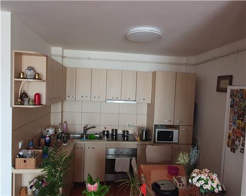 Garsoniera spatioasa 37 mpu  etaj 1 cu balcon  Strand