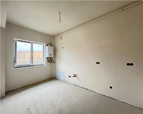 Apartament etaj 2 la cheie cu 3 camere balcon camara parcare
