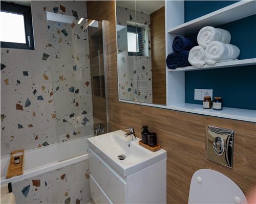 Apartament NOU de lux cu 3 camere 2 bai 2 balcoane zona El Gringo
