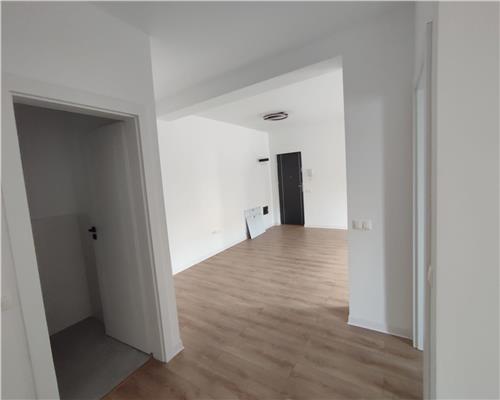 Apartament la cheie 2 camere 2 bai terasa acoperita si curte in Selimbar