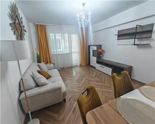 Apartament NOU 3 camere 2 bai balcon zona Parc Sub Arini