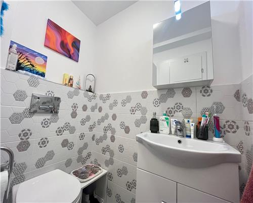 Apartament de lux cu 3 camere 2 bai 2 parcari in Selimbar