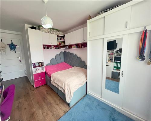 Apartament de lux cu 3 camere 2 bai 2 parcari in Selimbar