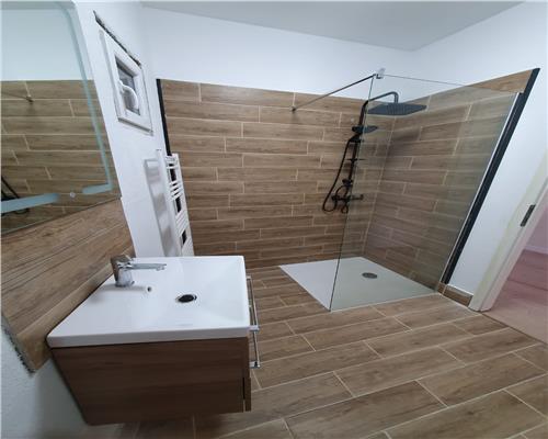 Apartament central 2 minute de Piata Mare