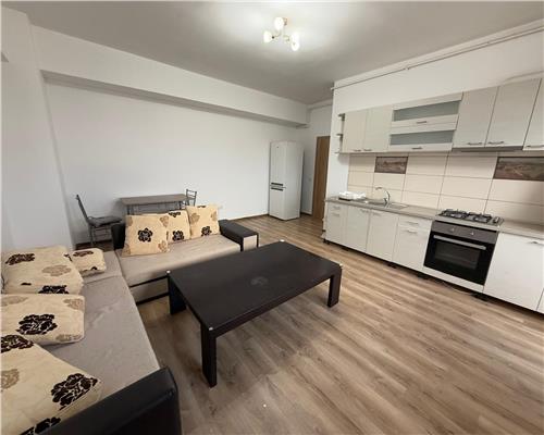 Apartament cu 3 camere si balcon zona Bd Mihai Viteazu