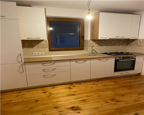 Casa moderna 80 mp 2 camere baie garaj 29mp curte 120 mp Lazaret