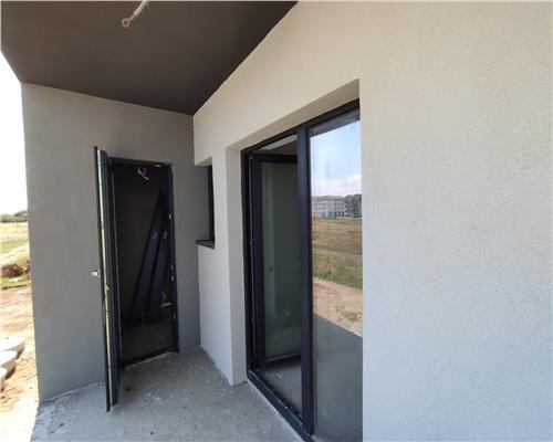 Apartament cu 3 camere balcon boxa si loc de parcare pe Doamna Stanca