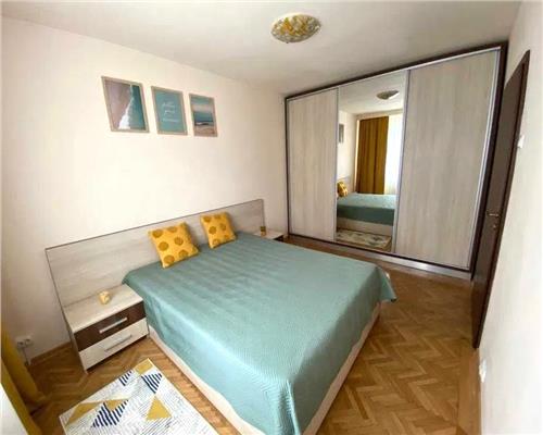 Apartament 2 camere etaj 1 cu balcon zona Mihai Viteazu