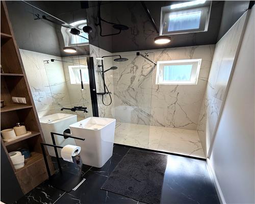 Apartament modern 3 camere parcare terasa Kogalniceanu