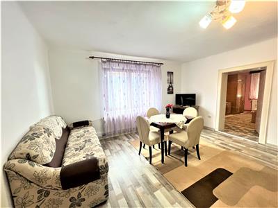 Apartament la casa 70 mp utili 3 camere pe Calea Poplacii