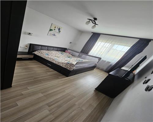 Apartament 3 camere etajul 1 balcon acces la gradina pe Brana
