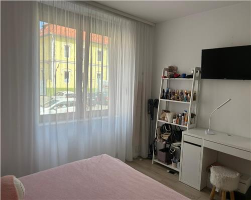 Apartament la vila cu 3 camere si pivnita in zona Bieltz Turnisor