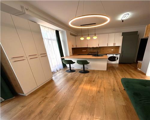Penthouse nou de lux cu 2 camere terasa 40 mp si parcare in Sibiu