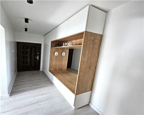 Apartament de lux 2 camere cu balcon in Vasile Aaron