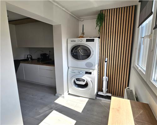 Apartament de lux 2 camere cu balcon in Vasile Aaron