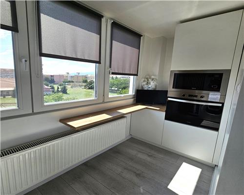 Apartament de lux 2 camere cu balcon in Vasile Aaron